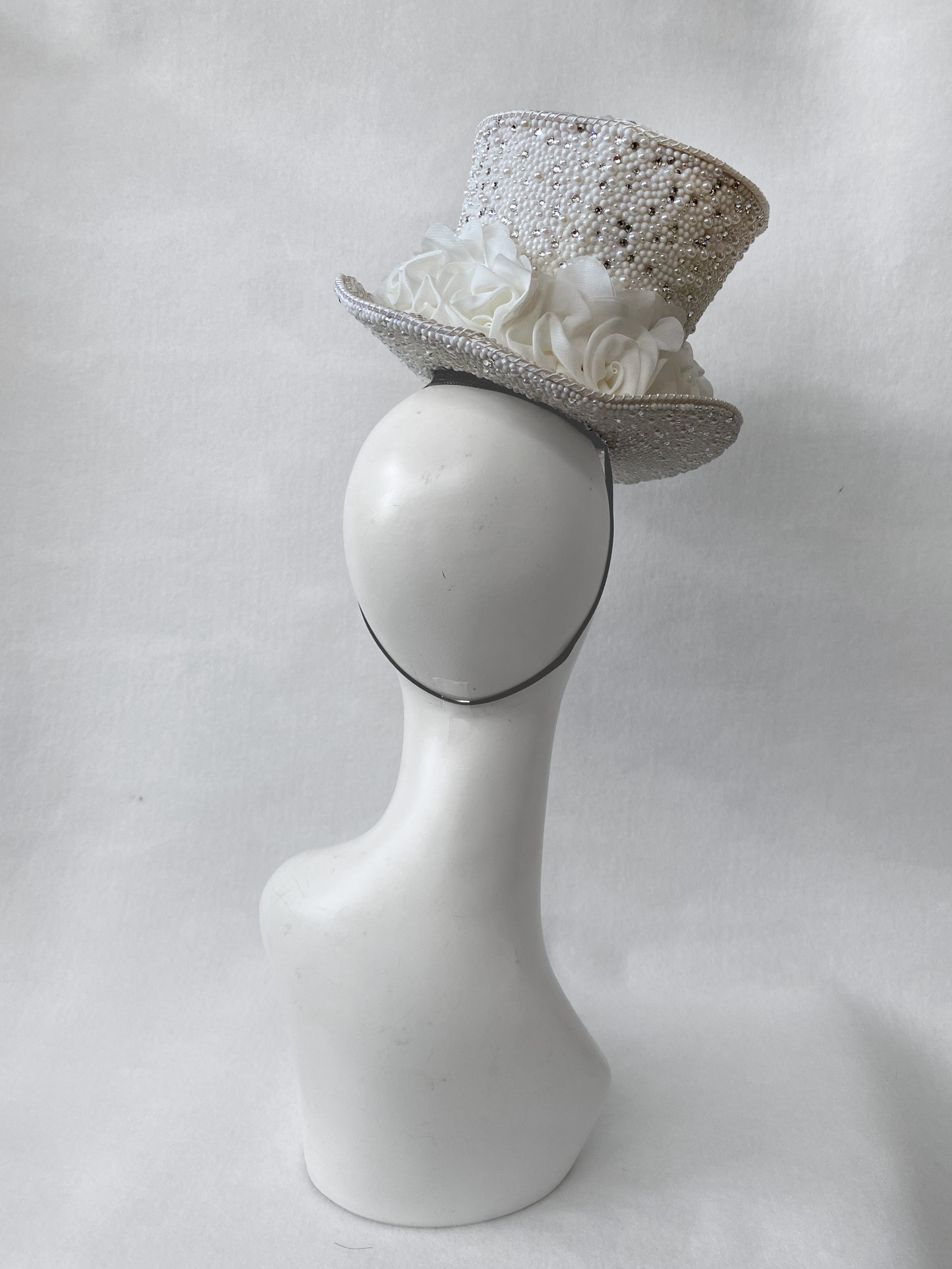 Pearl Crystal Top Hat