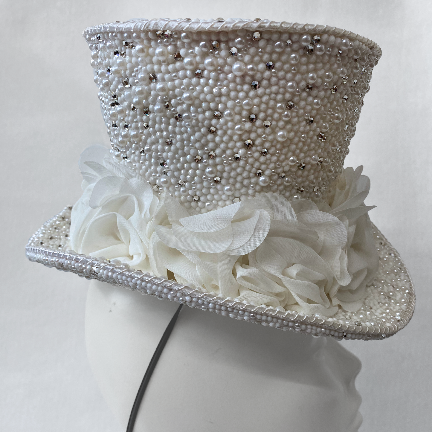 Pearl Crystal Top Hat