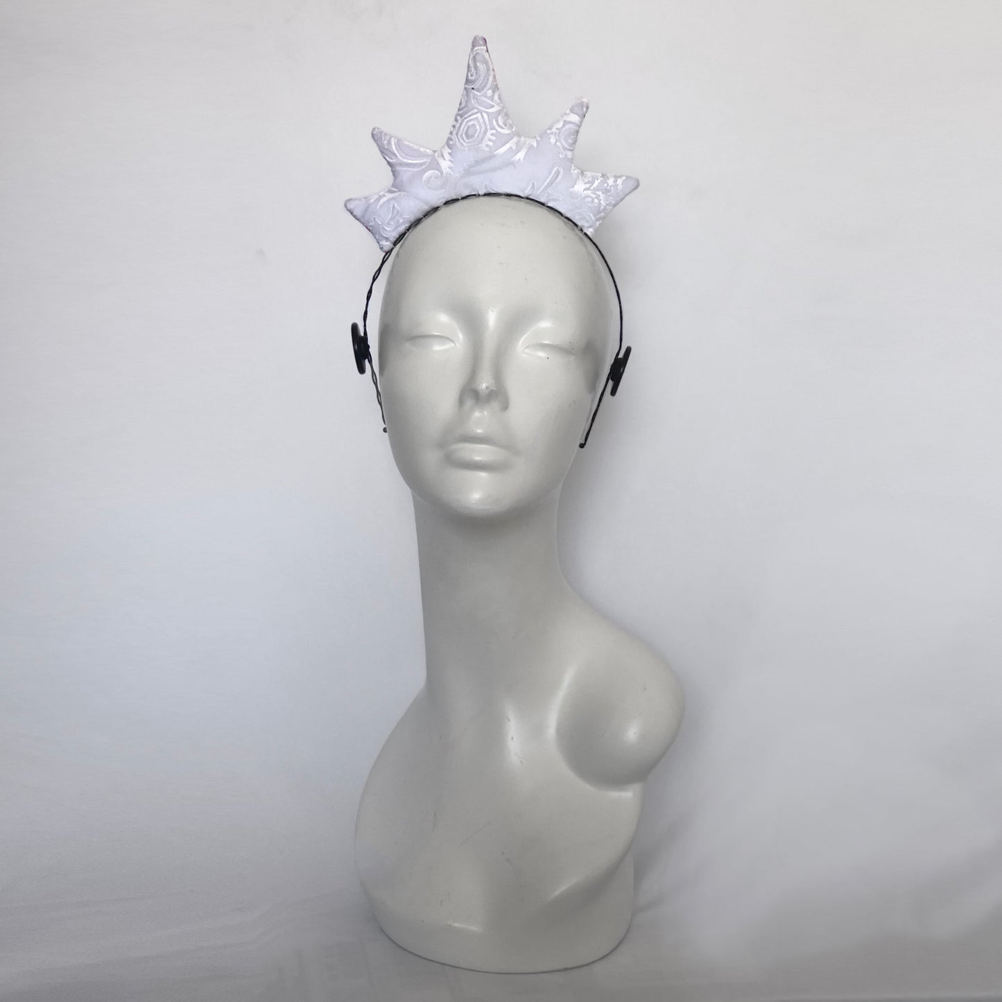 White Velvet Colorful Reversible Crown