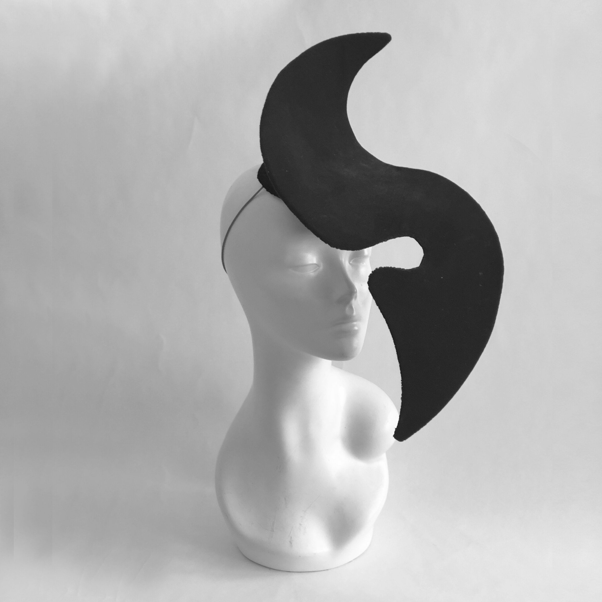 Swoopy Rapper Swoopy Saucer – Sarah Sokol Millinery