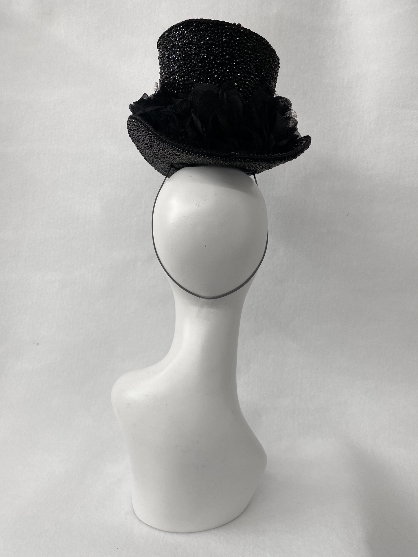 Black Crystal Pearl Top Hat