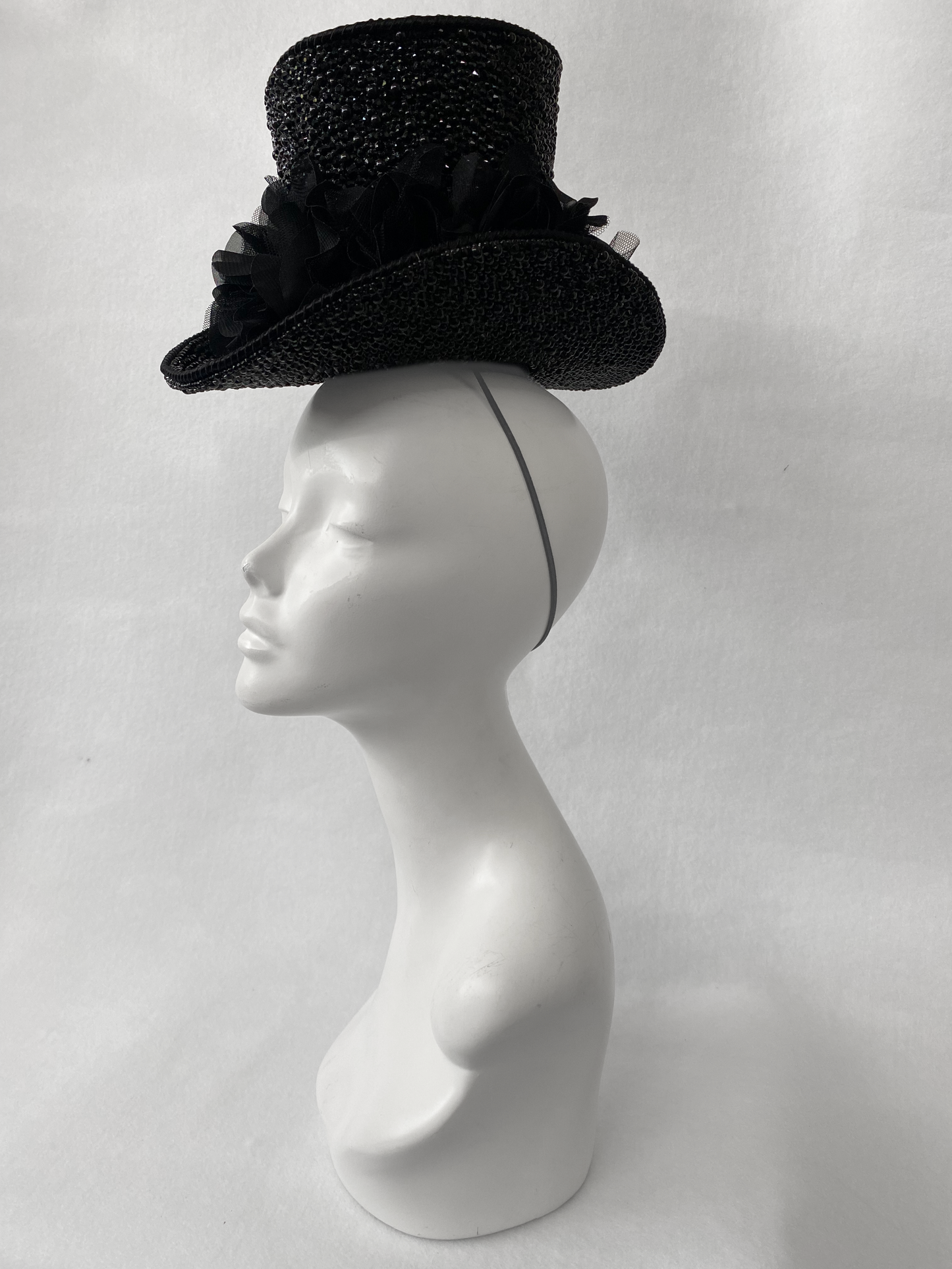 Black Crystal Pearl Top Hat